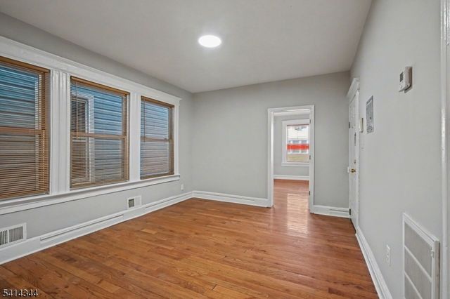 76 Halstead St, Newark City, NJ 07106