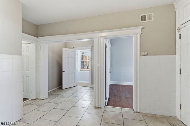 76 Halstead St, Newark City, NJ 07106