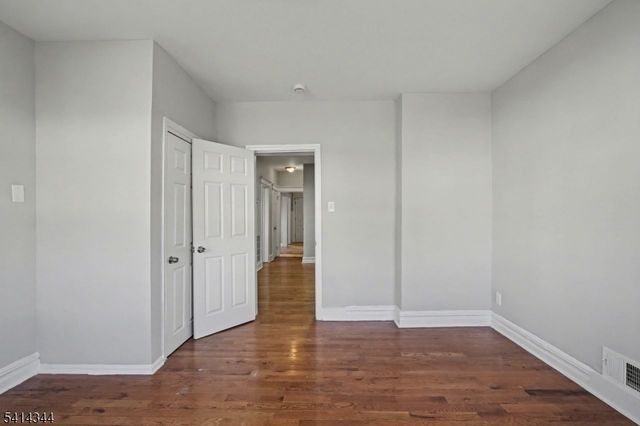 76 Halstead St, Newark City, NJ 07106