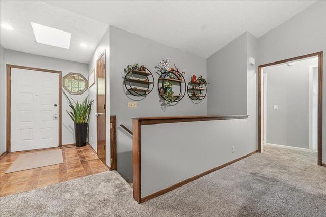 2526 N 130TH Street, Omaha, NE 68164