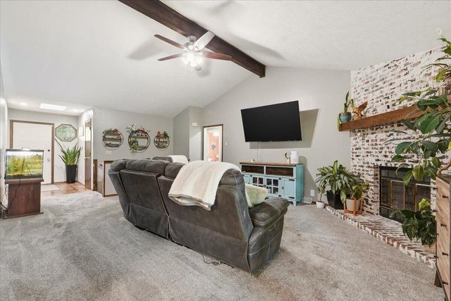 2526 N 130TH Street, Omaha, NE 68164