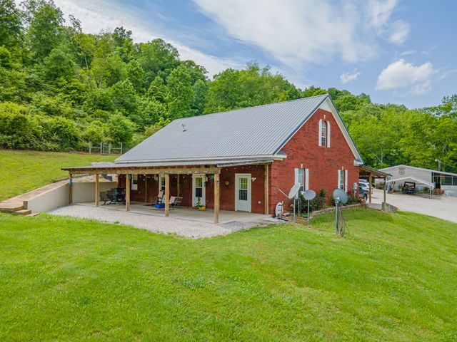 14035 Campbellsville Rd, Lynnville, TN 38472