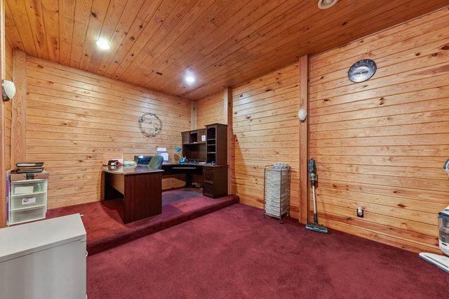 14035 Campbellsville Rd, Lynnville, TN 38472