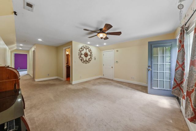 14035 Campbellsville Rd, Lynnville, TN 38472