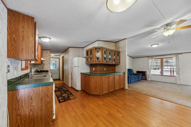 14035 Campbellsville Rd, Lynnville, TN 38472