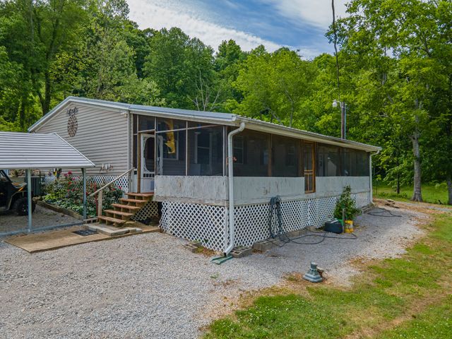 14035 Campbellsville Rd, Lynnville, TN 38472