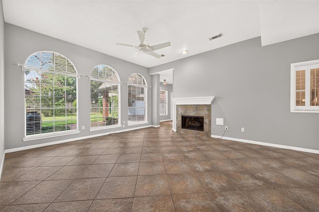 2106 Avenida La Quinta Street, Houston, TX 77077