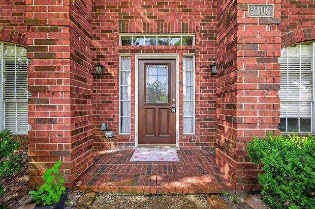 2106 Avenida La Quinta Street, Houston, TX 77077