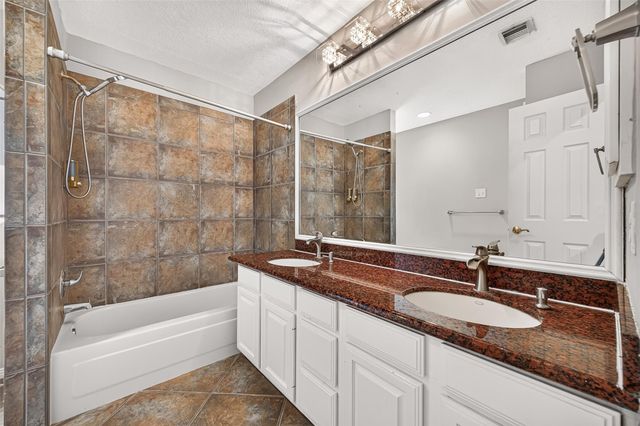 2106 Avenida La Quinta Street, Houston, TX 77077