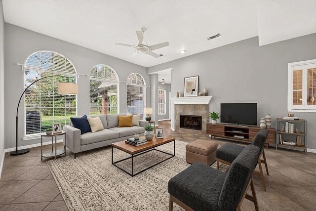 2106 Avenida La Quinta Street, Houston, TX 77077