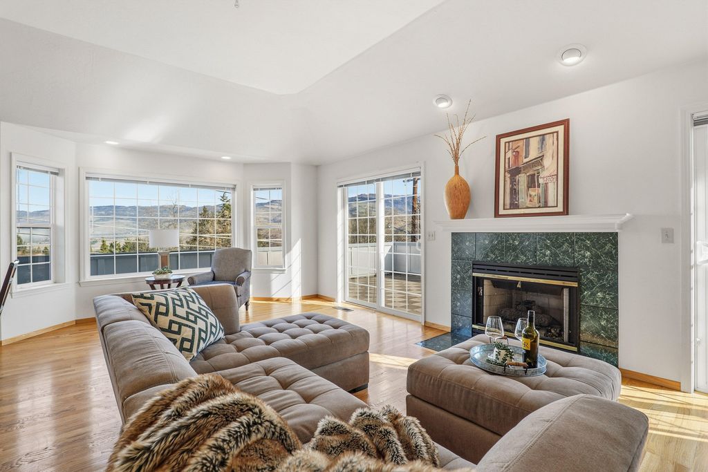 369 Alta Avenue, Ashland, OR 97520