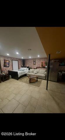 9307 Alex Ct, Louisville, KY 40299