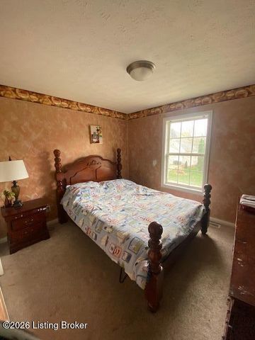 9307 Alex Ct, Louisville, KY 40299