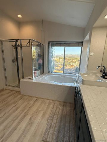 1676 W 11th Ave, Escondido, CA 92029