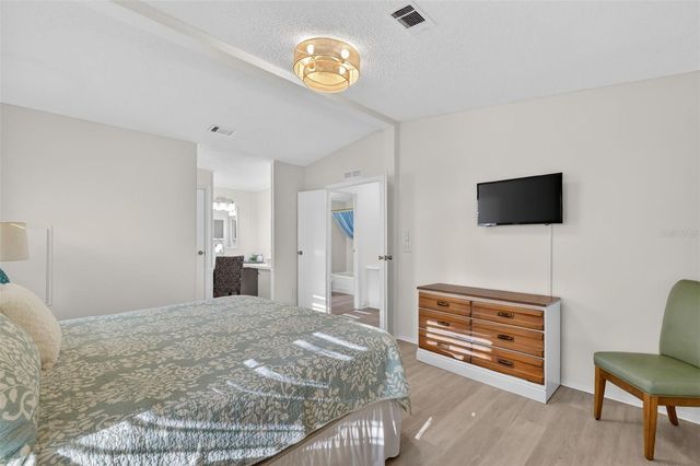 1507 E SCHWARTZ BOULEVARD, The Villages, FL 32159