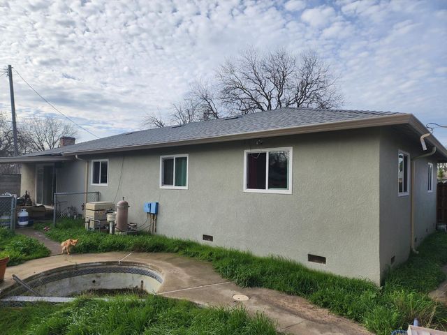 2006 Norman Way, Modesto, CA 95350