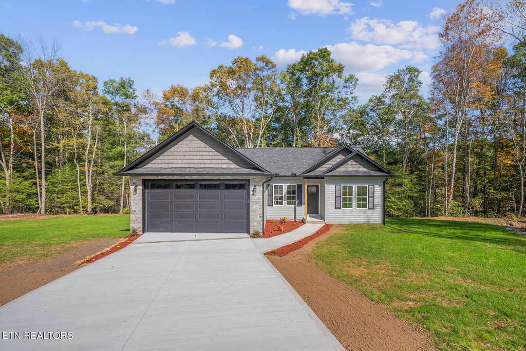 4.47 ac 523 Ferry Bend Tr, Crossville, TN 38571