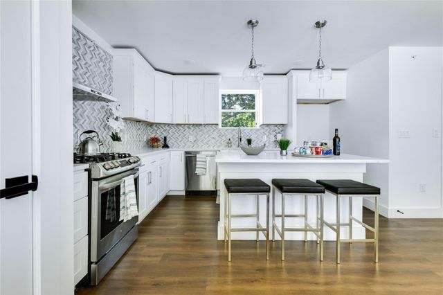 2011 Kirby Street 103, Dallas, TX 75204