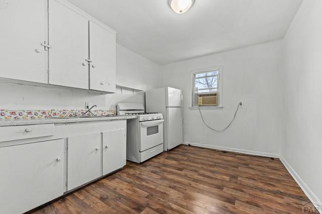 2105 E 5th St, Pueblo, CO 81001