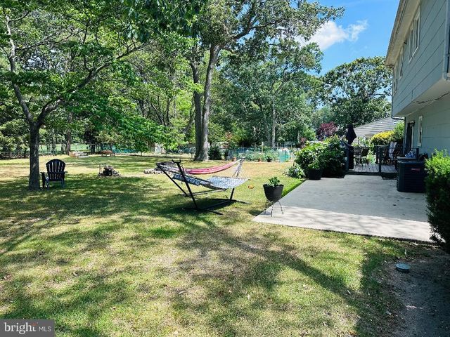 33 COUNTRY CLUB BLVD, Little Egg Harbor Twp, NJ 08087