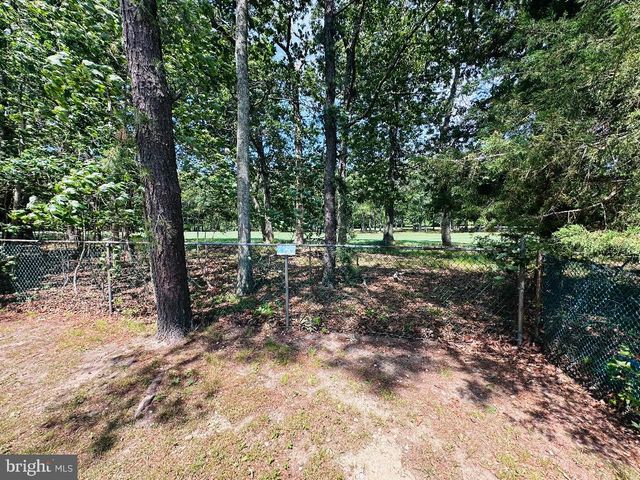33 COUNTRY CLUB BLVD, Little Egg Harbor Twp, NJ 08087