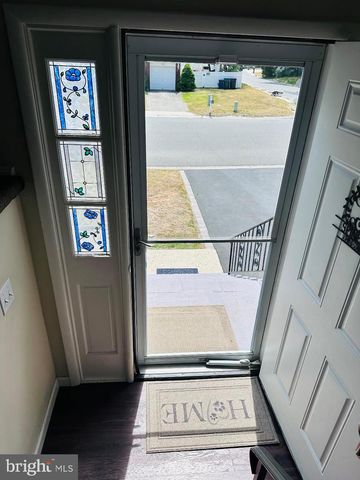 33 COUNTRY CLUB BLVD, Little Egg Harbor Twp, NJ 08087