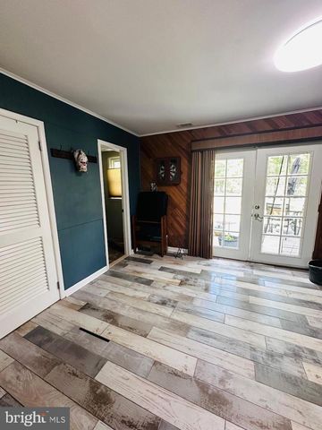 33 COUNTRY CLUB BLVD, Little Egg Harbor Twp, NJ 08087