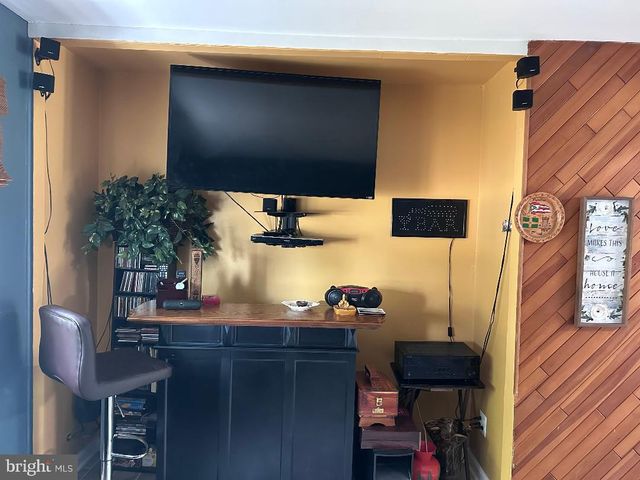 33 COUNTRY CLUB BLVD, Little Egg Harbor Twp, NJ 08087