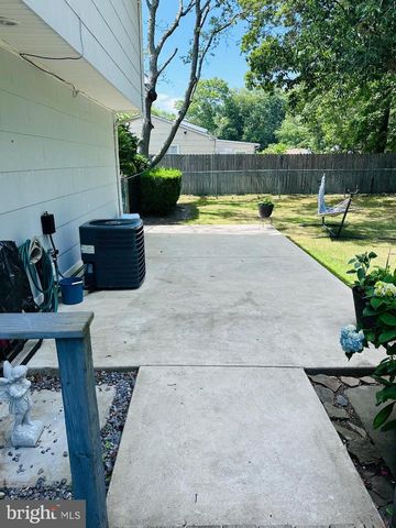 33 COUNTRY CLUB BLVD, Little Egg Harbor Twp, NJ 08087