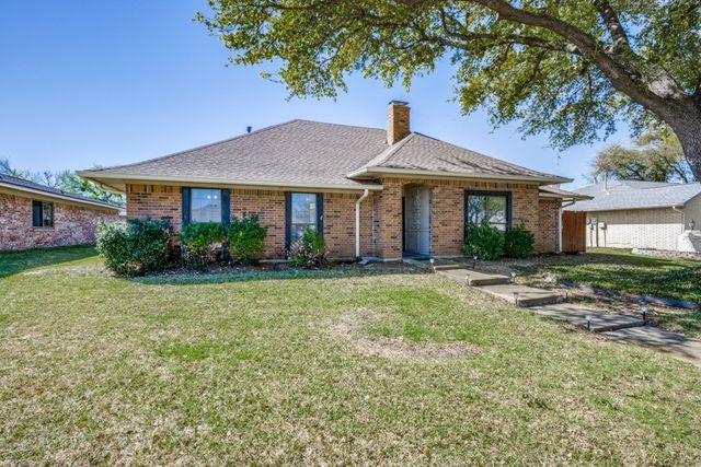 1538 Glenhill Lane, Lewisville, TX 75077