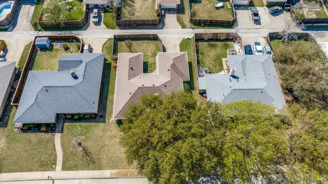 1538 Glenhill Lane, Lewisville, TX 75077