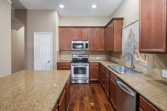 2809 Glendale Way, Mckinney, TX 75071