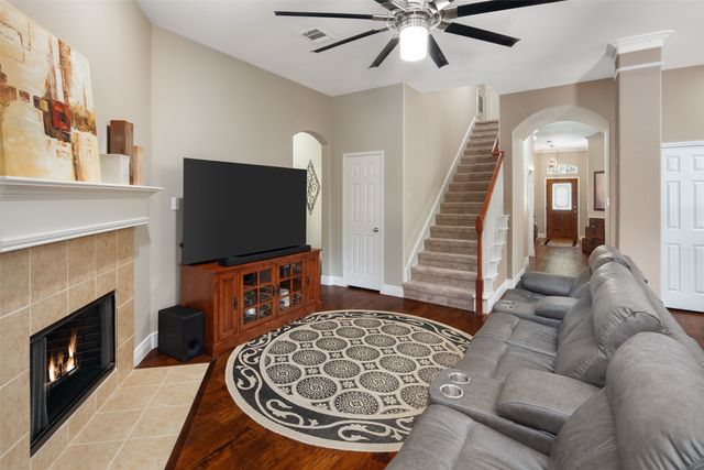 2809 Glendale Way, Mckinney, TX 75071