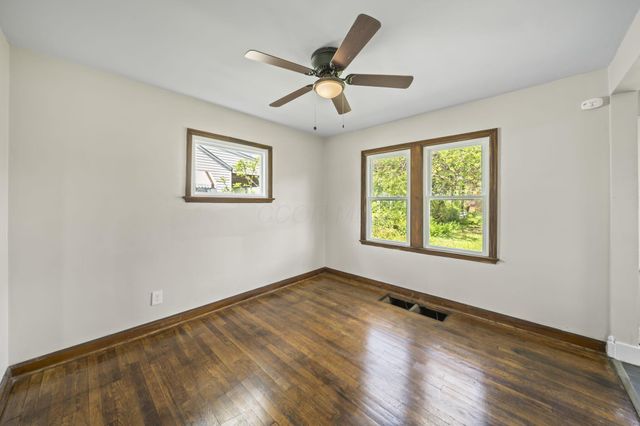1676 E Lakeview Avenue, Columbus, OH 43224