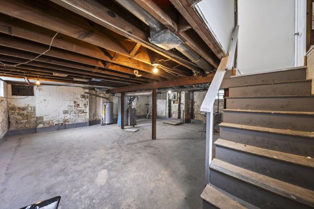 1676 E Lakeview Avenue, Columbus, OH 43224