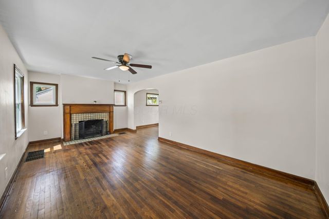 1676 E Lakeview Avenue, Columbus, OH 43224
