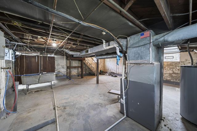 1676 E Lakeview Avenue, Columbus, OH 43224