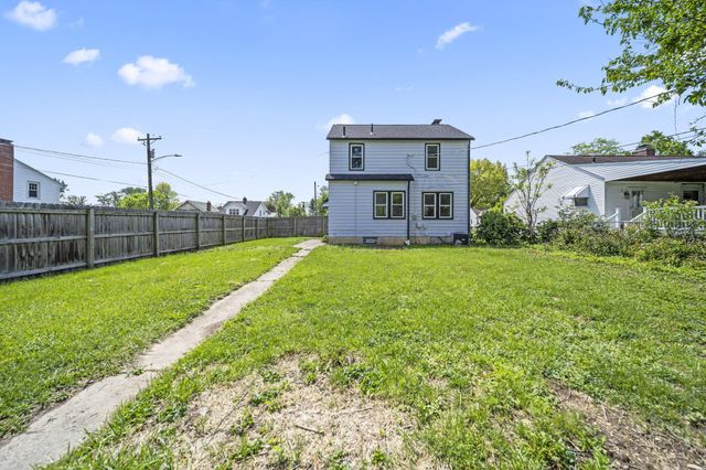 1676 E Lakeview Avenue, Columbus, OH 43224