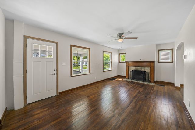 1676 E Lakeview Avenue, Columbus, OH 43224