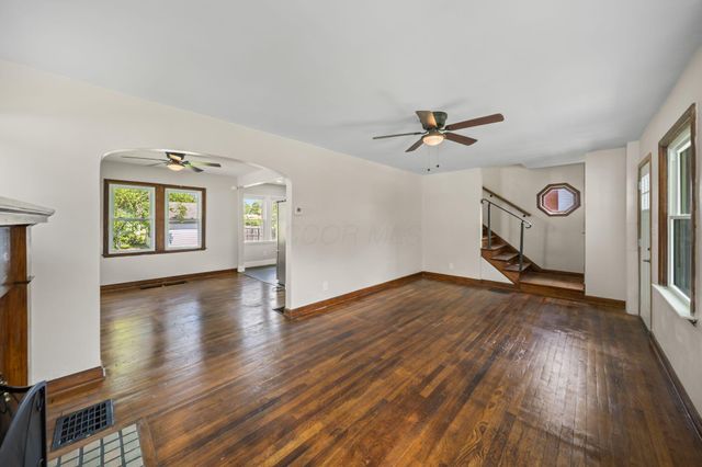 1676 E Lakeview Avenue, Columbus, OH 43224