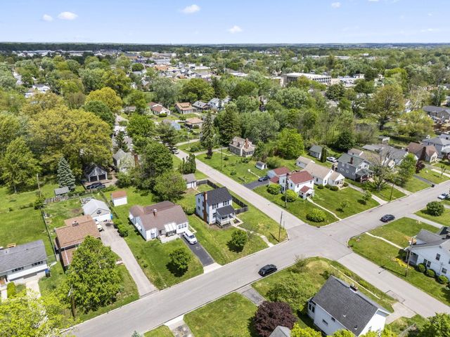1676 E Lakeview Avenue, Columbus, OH 43224