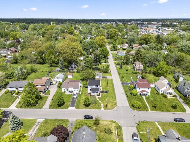 1676 E Lakeview Avenue, Columbus, OH 43224