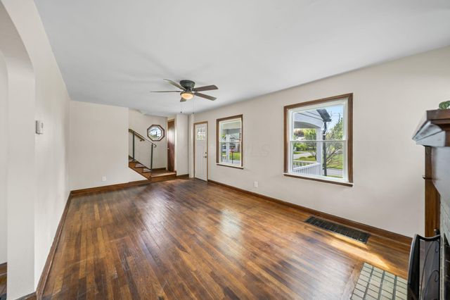 1676 E Lakeview Avenue, Columbus, OH 43224