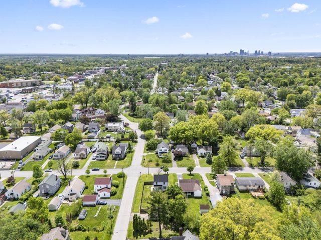 1676 E Lakeview Avenue, Columbus, OH 43224