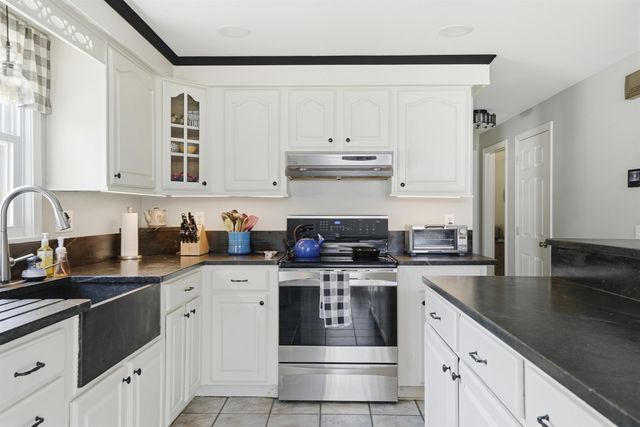 218 Tirrell Hill Road, Goffstown, NH 03045