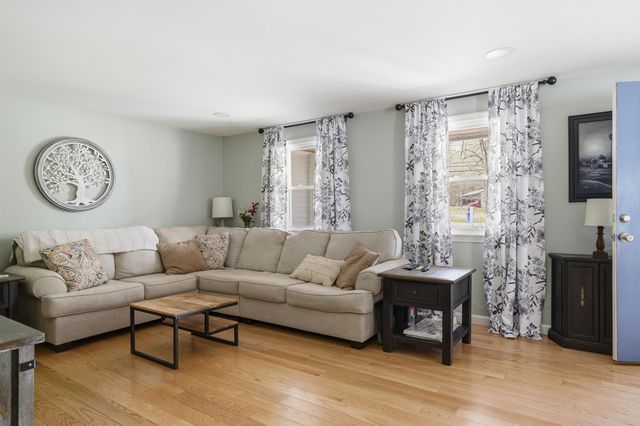 218 Tirrell Hill Road, Goffstown, NH 03045