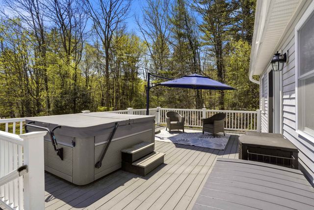 218 Tirrell Hill Road, Goffstown, NH 03045