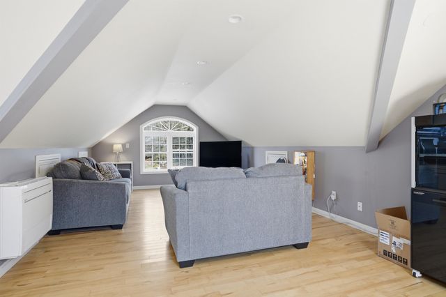 218 Tirrell Hill Road, Goffstown, NH 03045