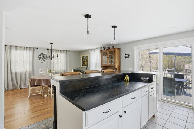 218 Tirrell Hill Road, Goffstown, NH 03045
