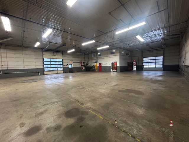 9350 Shaver Road Suite C & D, Portage, MI 49024